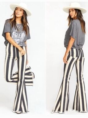 Show Me Your Mumu
Berkeley Bell Bottom Jeans in Casablanca Stripe Sz S.